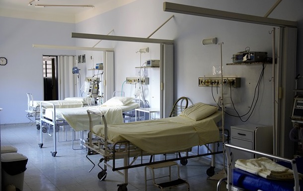 У Конотопі закрили відділення лікарні, де померла заражена COVID-19 жінка