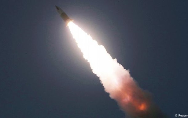 Північна Корея знову випробувала ракетні системи
