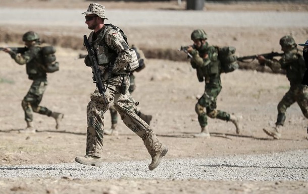 Бундесвер виводить з Іраку частину військ через коронавірус