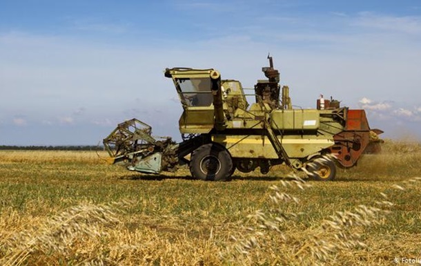 Тепла зима і суха весна: українські аграрії бояться втратити врожай