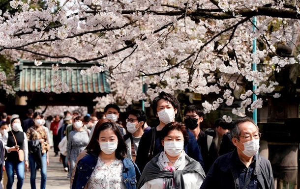 Япония выплатит гражданам почти по $3 тысячи
