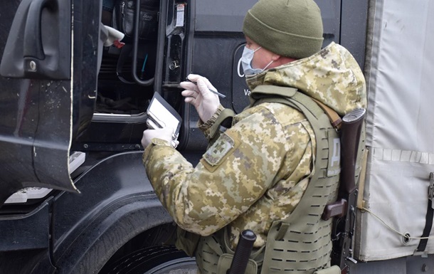 Пограничники задержали нарушителей самоизоляции, пытавшихся бежать в Россию