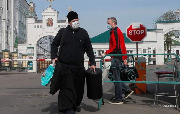 В Киеве выросло число больных COVID-19 священников