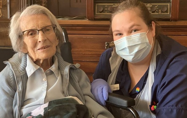 В Великобритании от COVID-19 излечилась 106-летняя женщина 