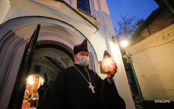 Порахували українців, які дивилися онлайн-богослужіння на Великдень