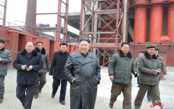 В КНДР опубликовали поздравление Кима на фоне слухов о его смерти