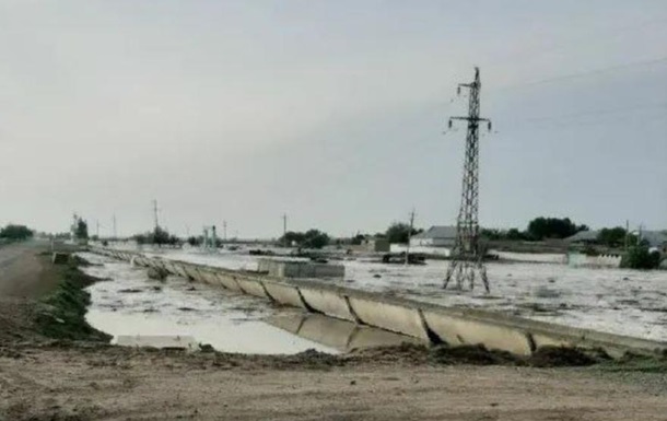 В Узбекистані прорвало дамбу, затоплено два селища