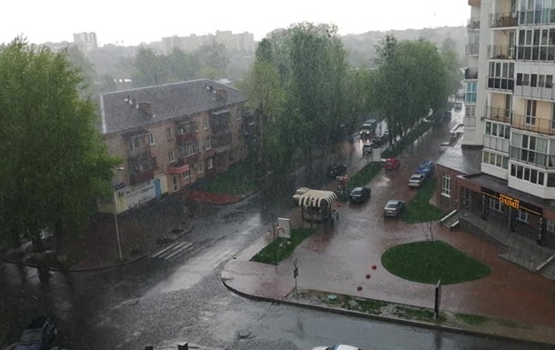 За три доби в Києві випала місячна норма опадів