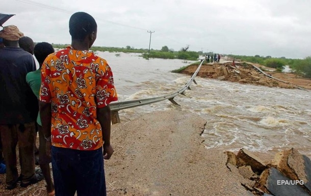 У Кенії жертвами повеней стали майже 200 осіб