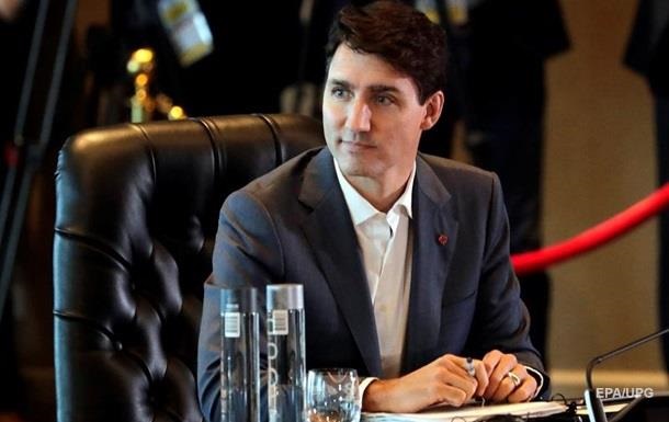 Трюдо почекає з відкриттям кордонів у Канаді