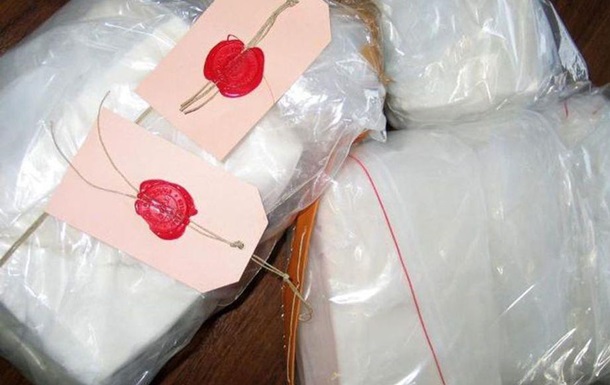 У порту Франції вилучили півтори тонни кокаїну