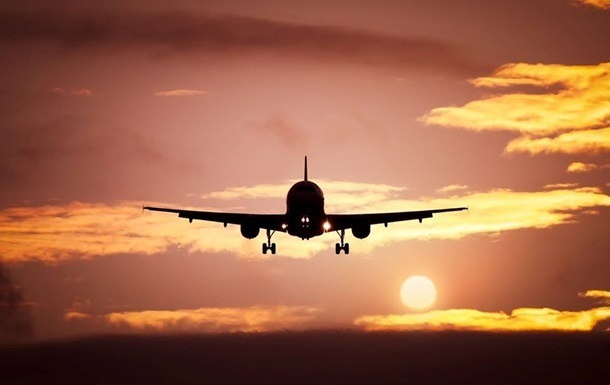 АМКУ дав рекомендації авіакомпаніям до завершення карантину