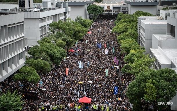 Тайвань заявив, що посилить допомогу протестувальникам Гонконгу