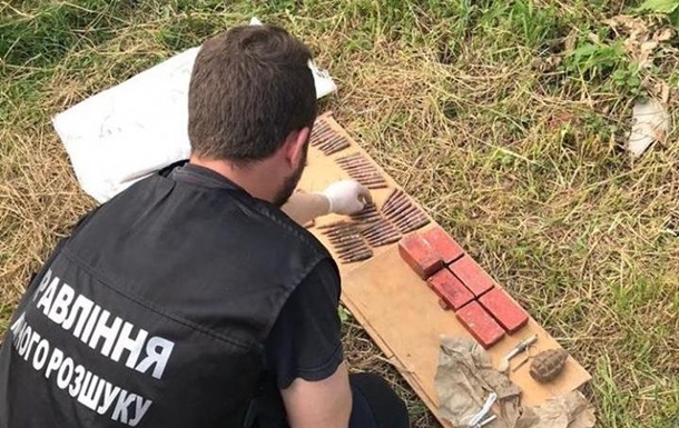 На Луганщині знайшли схрон боєприпасів сепаратистів
