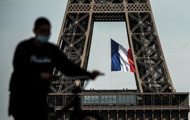 Уряд Франції істотно послаблює карантинні обмеження 
