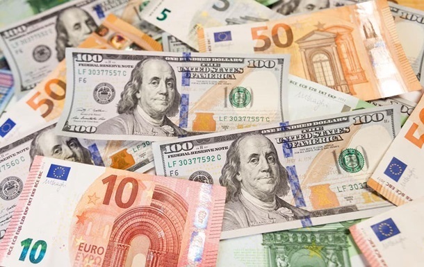 Курсы валют на 4 июня: гривна второй день подряд падает к евро