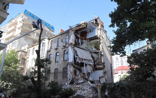 Обвалення будинку в Одесі: названо попередні причини