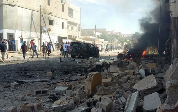В Триполи за день от взрывов мин погибли семь человек, еще 10 ранены