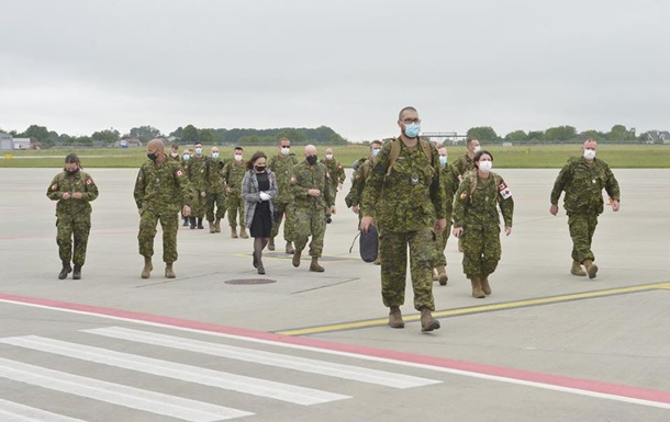 В Украину приехали 90 канадских военных инструкторов