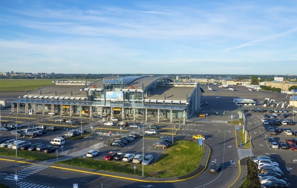 Аэропорт Киев возобновил международные рейсы