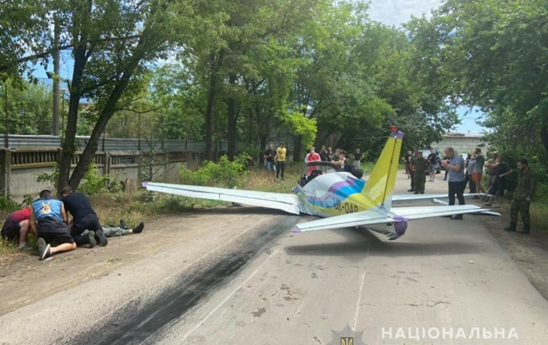 Катастрофа літака в Одесі: в поліції розповіли деталі