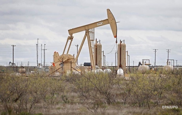У США прискорилося зниження видобутку нафти