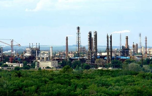 Нефтехимики обратились к Зеленскому из-за квот на импорт