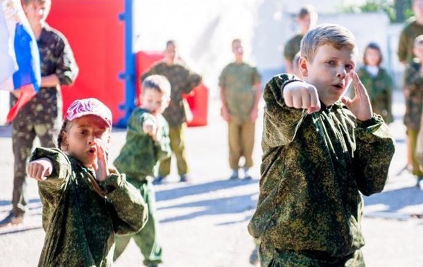 Русское «патриотическое воспитание» попадает под состав военного преступления!
