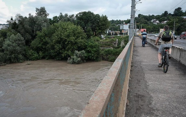 Уровень воды на Буковине снижается