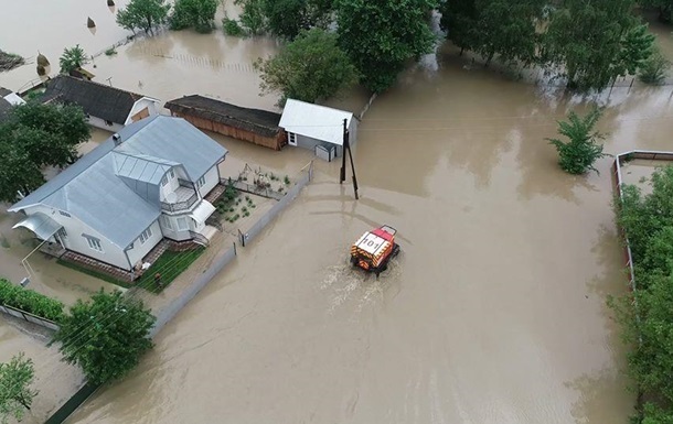 Через паводки на Закарпатті постраждали майже 500 домогосподарств