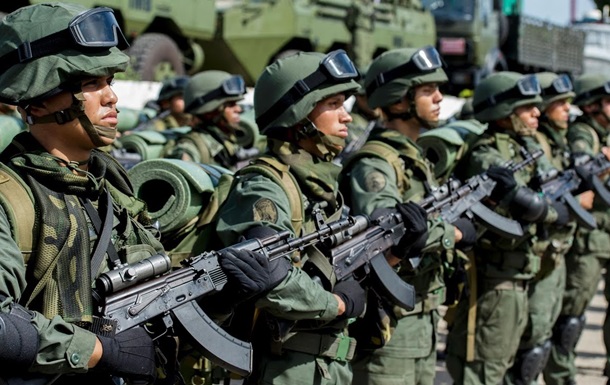 В армії Колумбії розслідують 118 випадків насильства над неповнолітніми