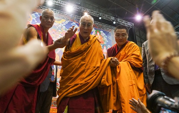 Далай-лама випустив свій перший музичний альбом