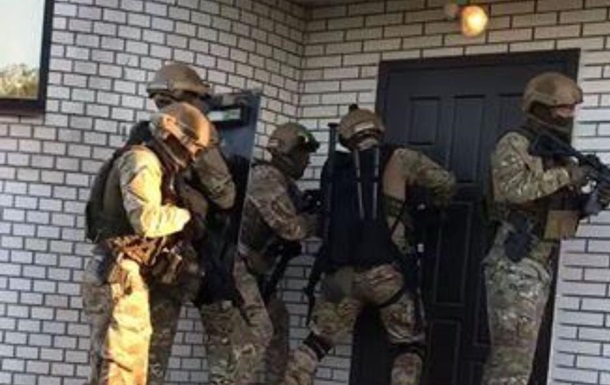 На Киевщине задержали банду за нападение на бизнесмена