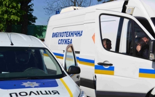 В Харькове и Одессе полиция также заявила о минированиях