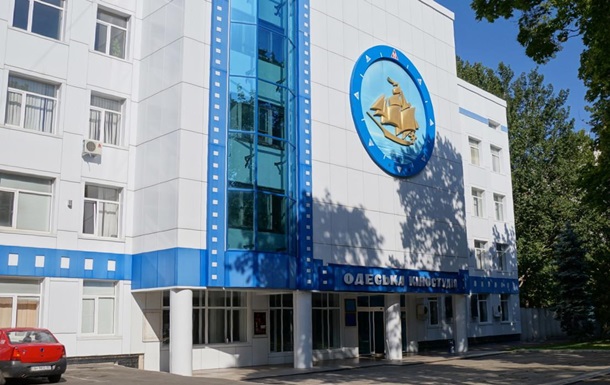 Мінкульт у судовому порядку повернув пакет акцій Одеської кіностудії