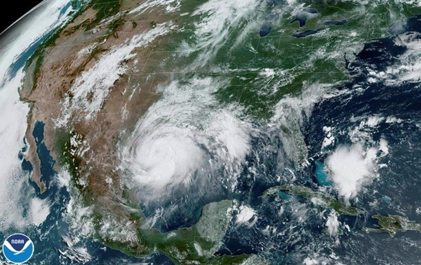 В штате Техасс ввели режим ЧС из-за урагана