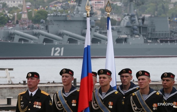  Парад  в Крыму: Россия вернула ноту Украине