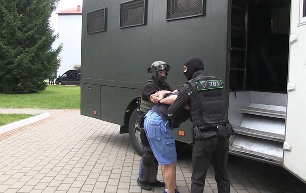У РФ пояснили, що робили затримані в Білорусі