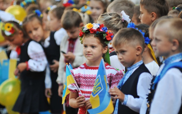 У школах Києва щоденне виконання гімну стане обов язковим