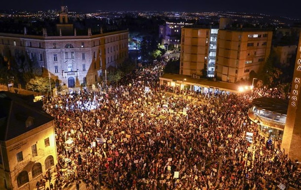 В Ізраїлі тривають багатотисячні протести проти Нетаньяху