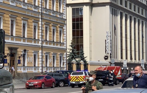 Захват банка в Киеве: СБУ объявила спецоперацию