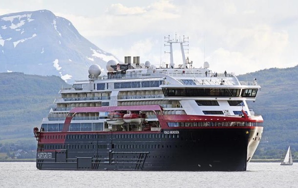 Норвегія заборонила висадку з великих круїзних лайнерів у своїх портах