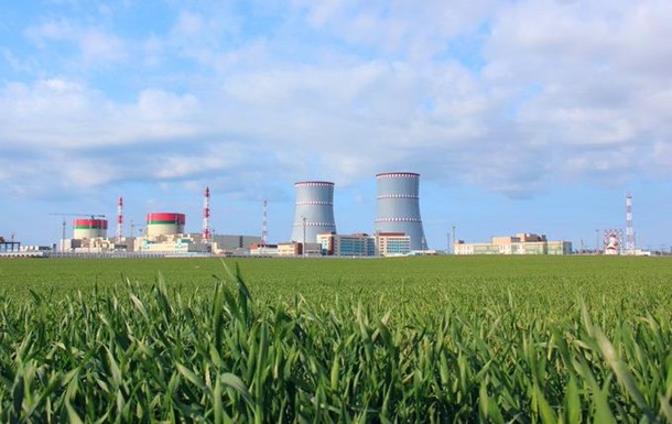 У Білорусі почалося завантаження атомної електростанції