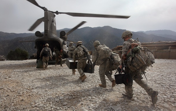 США в два рази скорочують контингент в Афганістані