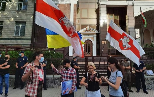 Протести в Білорусі: в українців дежавю на події 2014 року