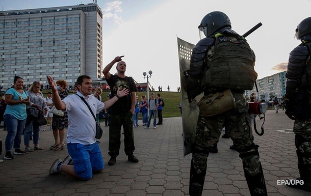 У Білорусі стало менше затриманих активістів