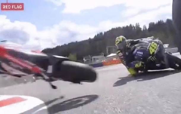 На MotoGP в Австрії сталося кілька аварій