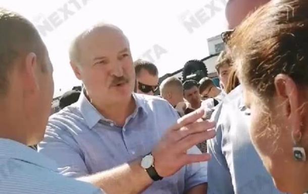 Лукашенко рассказал об избиениях протестующих
