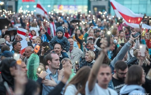 Опозиція в Білорусі продовжила протести