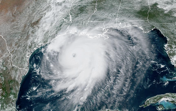 Близько 1,5 млн американців необхідно евакуювати через ураган